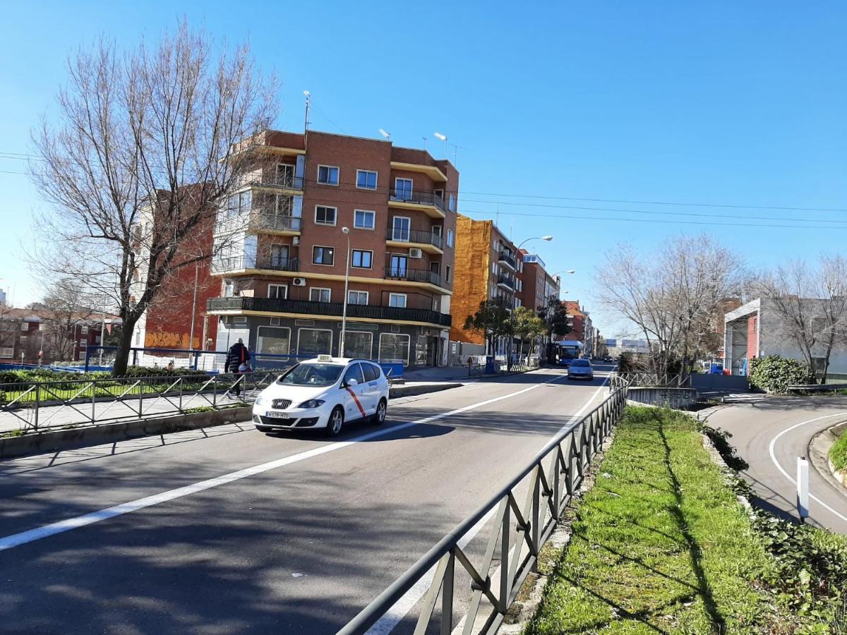 Homestay Olivos Мадрид Екстер'єр фото