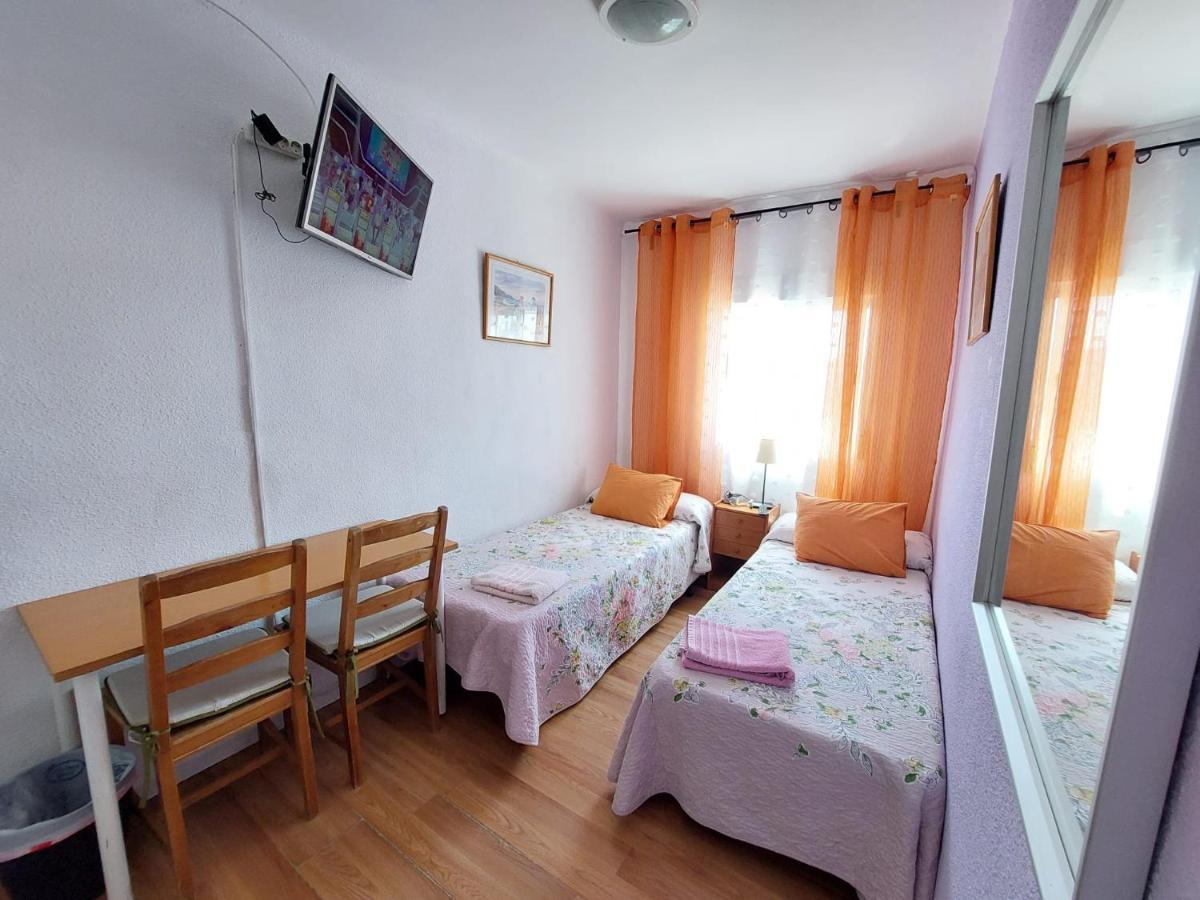 Homestay Olivos Мадрид Екстер'єр фото